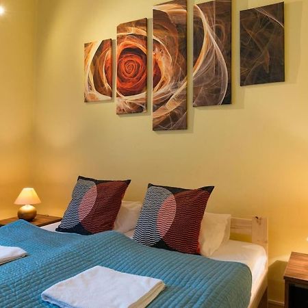 Big Cosy Retro Apt, Free Parking, 15Min Oldtown & Kazimierz - By Homelike Kraków Exteriör bild