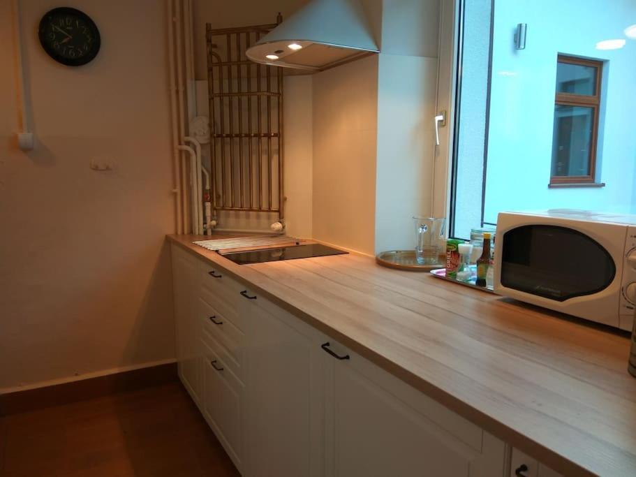 Big Cosy Retro Apt, Free Parking, 15Min Oldtown & Kazimierz - By Homelike Kraków Exteriör bild