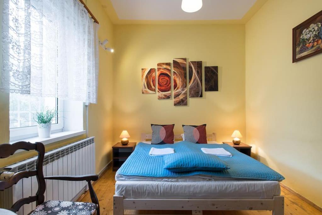 Big Cosy Retro Apt, Free Parking, 15Min Oldtown & Kazimierz - By Homelike Kraków Exteriör bild
